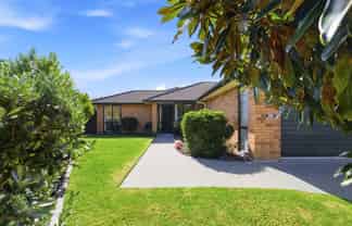 38 Atlantic Close, Papamoa