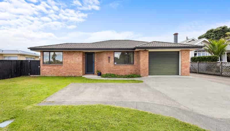 49 West Street, Pukekohe