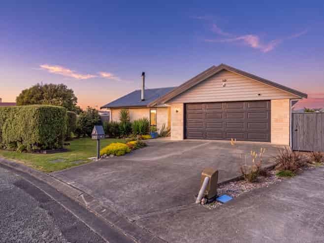 6 Karlos Lane, Levin