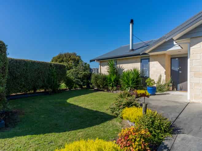6 Karlos Lane, Levin