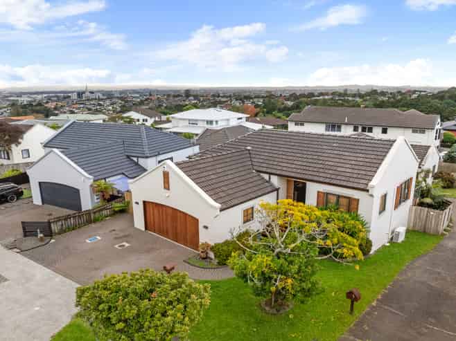 1/7 Ribbonwood Crescent, Goodwood Heights