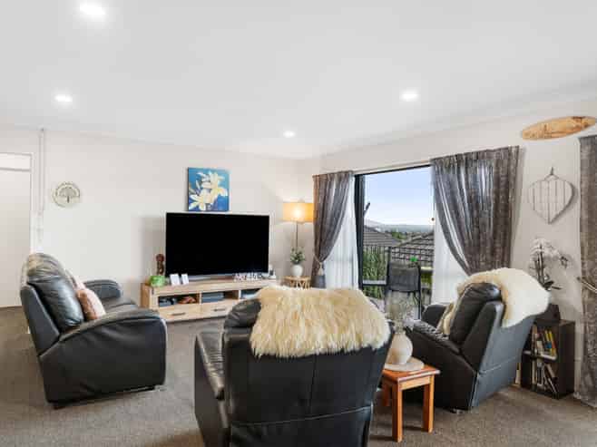 1/7 Ribbonwood Crescent, Goodwood Heights