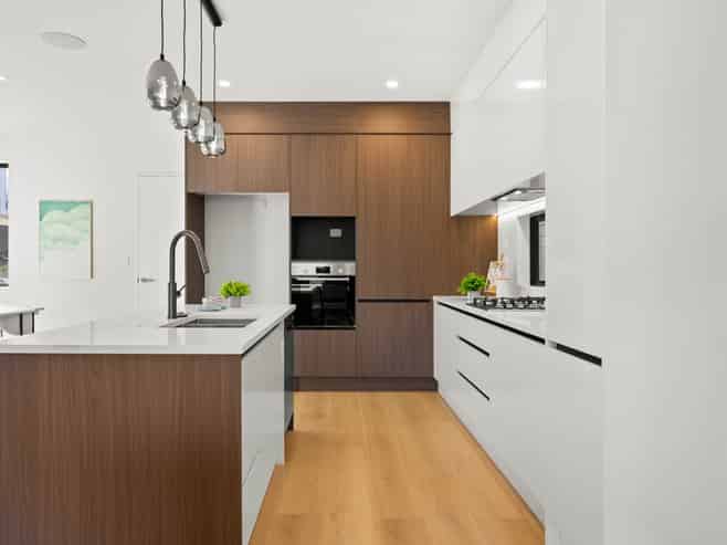 6 Tikati Rise, Long Bay