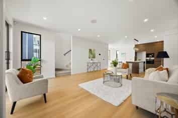 6 Tikati Rise, Long Bay