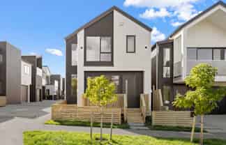 6 Tikati Rise, Long Bay