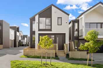 6 Tikati Rise, Long Bay