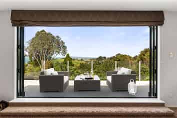 84 Wade River Road, Stanmore Bay