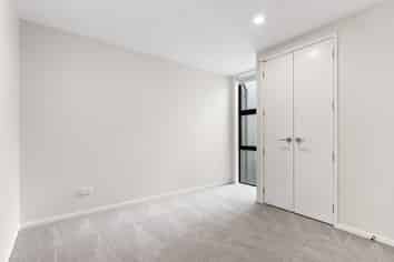7B Range View Road, Mount Albert