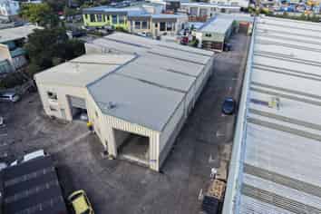 Tidy Industrial Unit Available