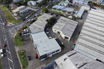Tidy Industrial Unit Available