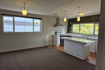 3/111 Russel Street, Gladstone