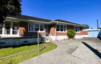 78 Hallberry Road, Mangere East