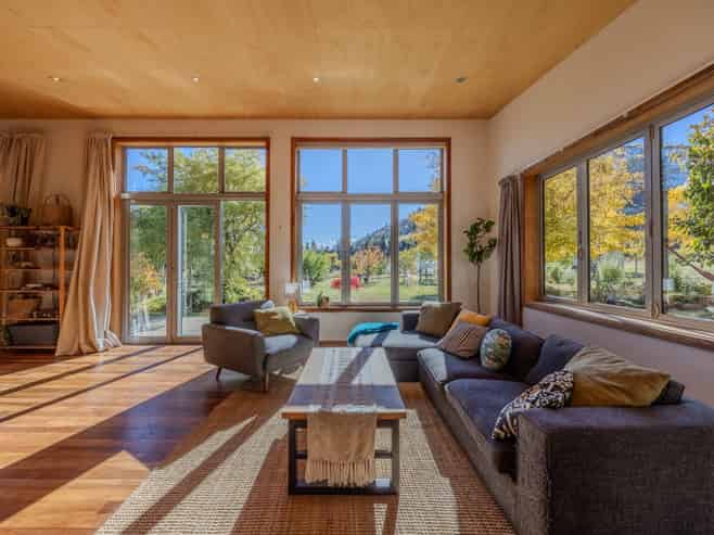 84 Nook Road, Lake Hawea