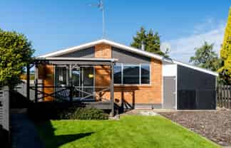 33 Severn Street, Mosgiel