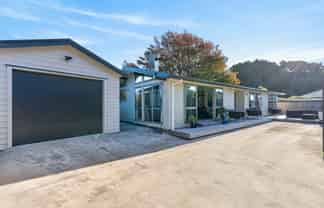 25A Gibbs Crescent, Wainuiomata