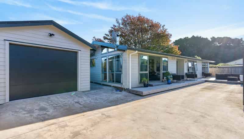 25A Gibbs Crescent, Wainuiomata