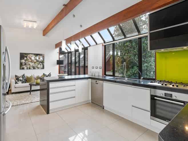 64 St Andrews Road, Epsom