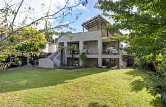 64 St Andrews Road, Epsom