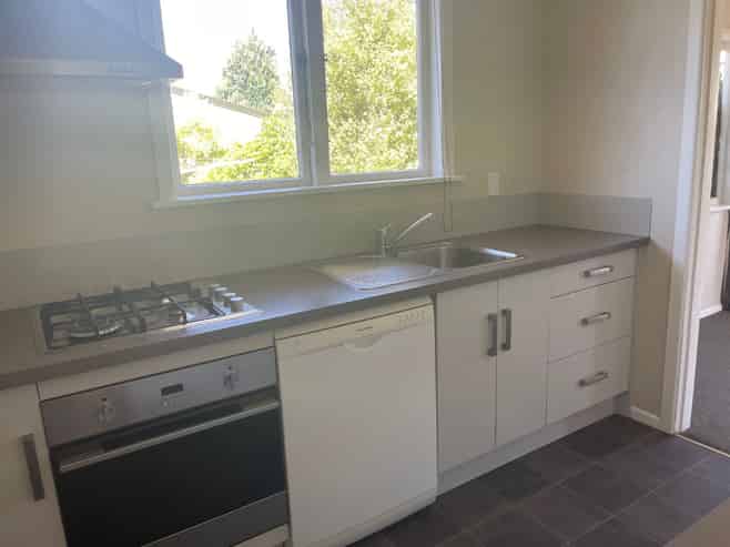 12 Hinekura Avenue, Tauhara