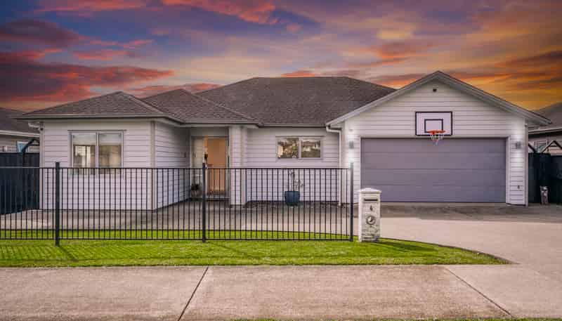 4 Lewis Younie Road, Kumeu