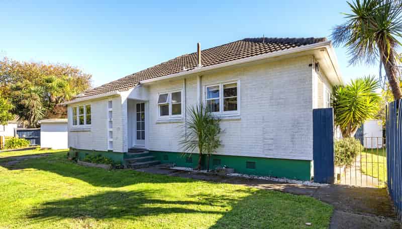 33 Riley Crescent, Woolston