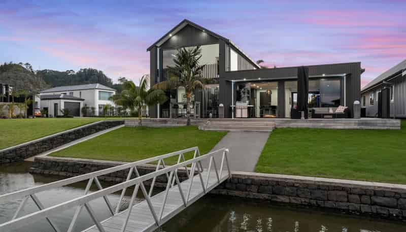 118 Motu Iti, Pauanui