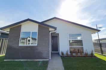 34 Karearea Avenue, Porirua