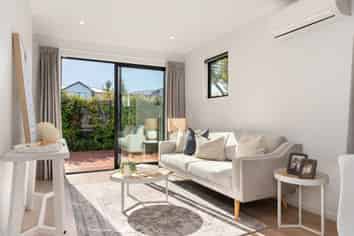 5/64 Brockworth Place, Riccarton