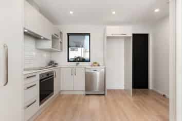 5/64 Brockworth Place, Riccarton