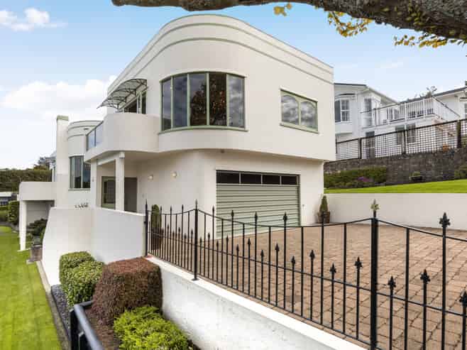 6 Fowlers Avenue, Hamilton Lake