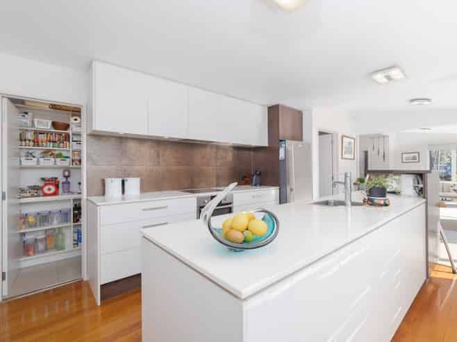 10 Wakatu Avenue, Moncks Bay