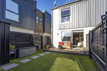 11/101 Mackworth Street, Woolston