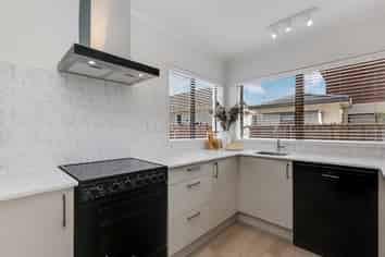 2/100 Marua Road, Ellerslie