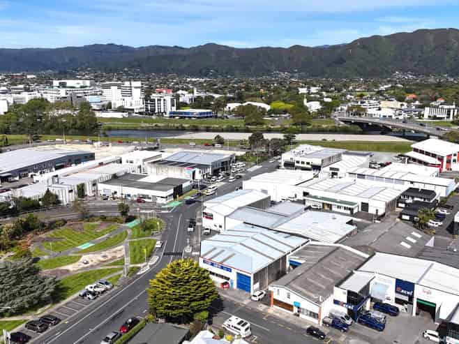 Central warehouse and office