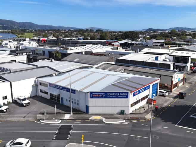 Central warehouse and office