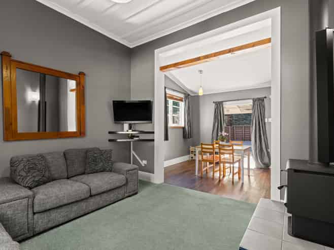 85 Milton Road, Bluff Hill