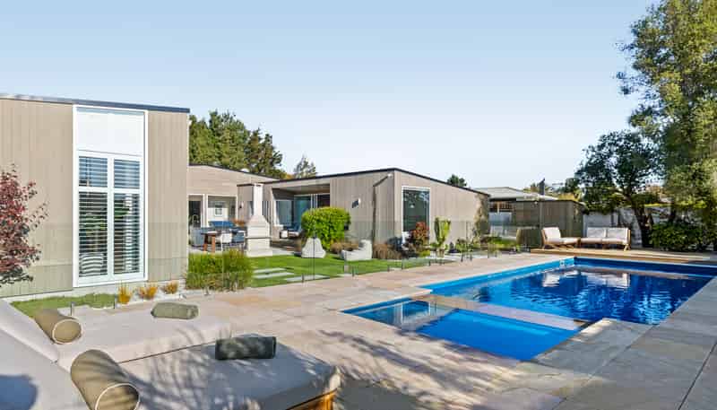 461 Johns Road, Harewood