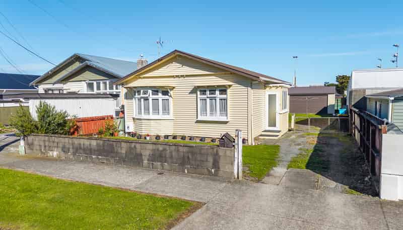 26 Bouverie Street, Petone