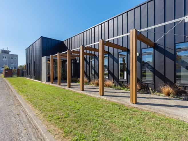 Modern Professional Offices on CBD Fringe