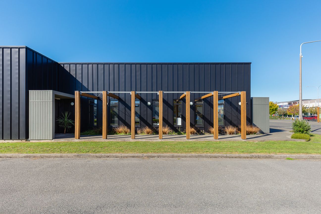 Modern Professional Offices on CBD Fringe - Vista 3