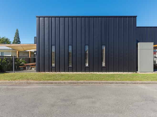 Modern Professional Offices on CBD Fringe