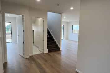 39 Te Kura Road, Flat Bush