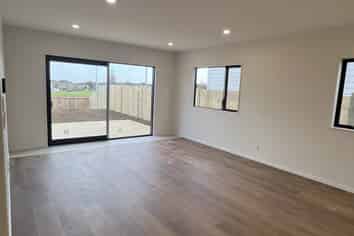 39 Te Kura Road, Flat Bush