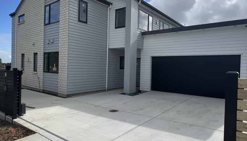 39 Te Kura Road, Flat Bush