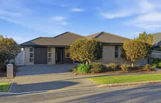 14 Bradwell Crescent, Halswell