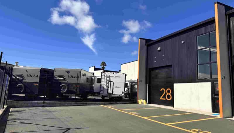 28/90a Hobsonville Road, Hobsonville