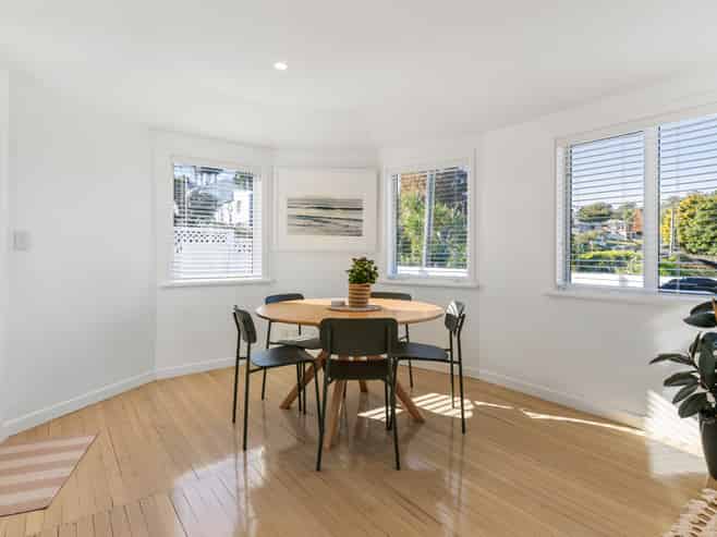 1/10 Hythe Terrace, Mairangi Bay