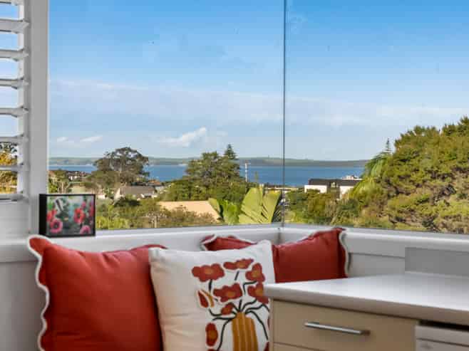 1/10 Hythe Terrace, Mairangi Bay