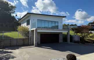 28 Robertson Street, Raglan