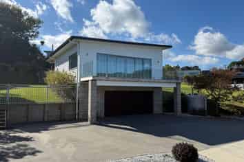 28 Robertson Street, Raglan